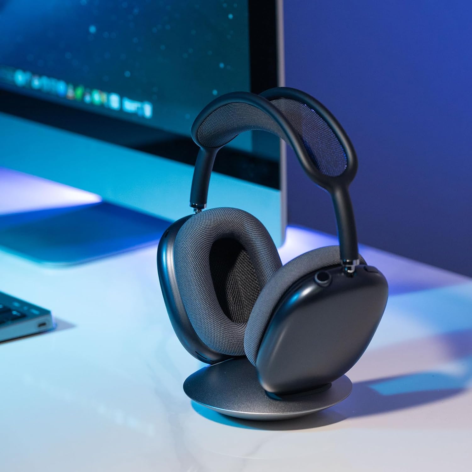 All-Aluminum Headphone Stand media 2