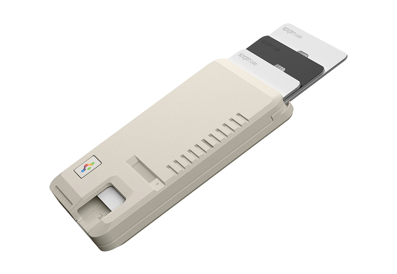 Macintosh 128K Inspired MagSafe Card Holder media 4